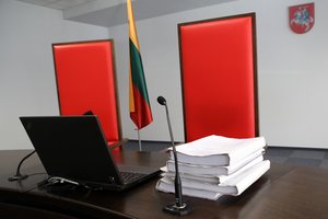 Aferos ir sukčiavimai Telšių rajone gyvenančią porą atvedė į teismą