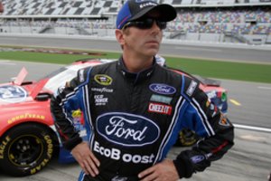 Siaubinga tragedija – dužęs lėktuvas pražudė žinomą lenktyninką ir visą jo šeimą