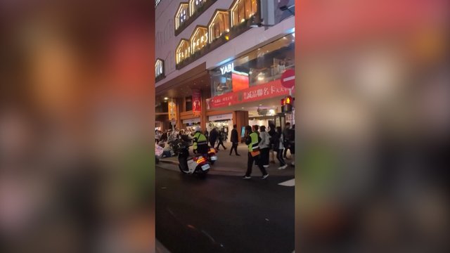 Kruvini išpuoliai Taivano metro stotyse: trys žmonės žuvo