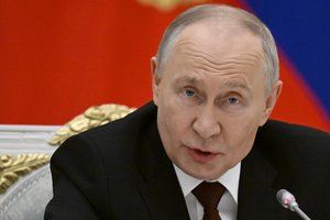 V. Putinas paskelbė įžūlų reikalavimą dėl rinkimų Ukrainoje