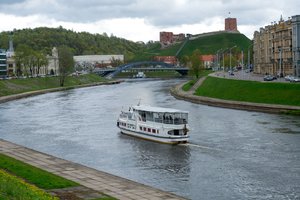 Seimas leido savivaldybėms prižiūrėti laivybą ir tikrinti keleivių bilietus