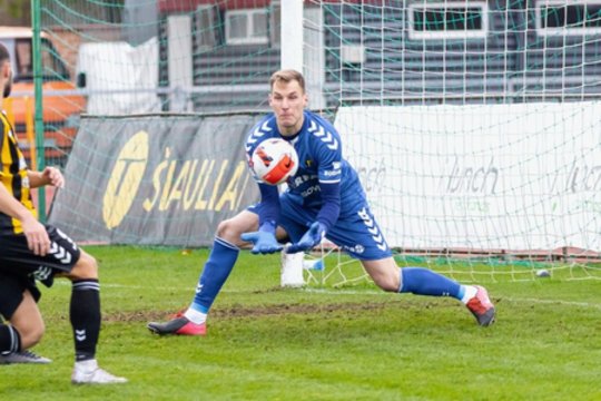 Pirmasis FC „Hegelmann“ tarpsezonio naujokas – vartininkas Lukas Paukštė