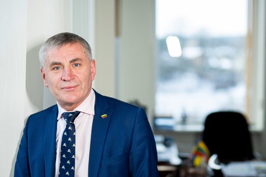 Su greitąja iš Seimo išvežtas K. Vilkauskas kreipėsi į medikus