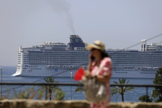 Egipte susidūrus kruiziniams laivams žuvo turistė iš Italijos