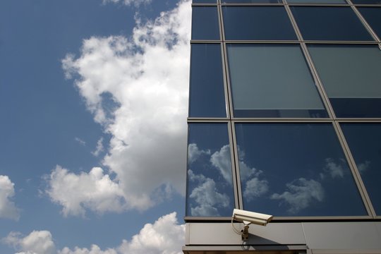 Žiniasklaida: policijos įsigytos vaizdo kameros gali kelti rizikų