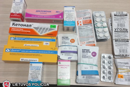 Kalvarijų turgavietėje policija ieškojo cigarečių, o susirinko baltarusiškus vaistus