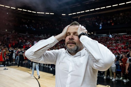 Kibirkštys Vilniaus sporte: pralaimėjo – premiją gavo, laimėjo – negavo