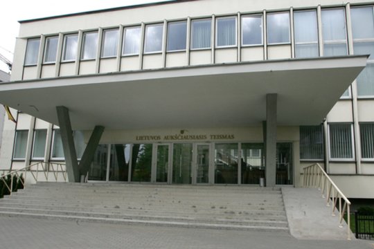 Smurtu ir kario terorizavimu kaltintas kariuomenės kuopos budėtojas tokių nusikaltimų nepadarė