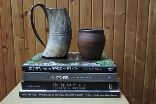 Nuo Raganiaus iki vikingų: keturios netikėčiausios kulinarinės knygos