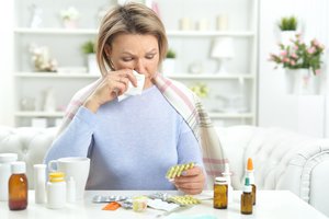 Ibuprofenas ar paracetamolis: vaistininkas atsakė, ką geriausia vartoti sergant