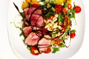 Kai norisi šventės be didelių pastangų: sultinga anties krūtinėlė – soti ir skani palaima 