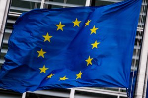 Iš Europos Komisijos – perspėjimas JAV