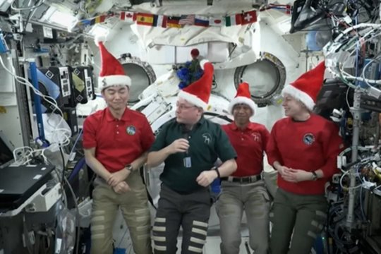 „Sveikinimai Žemės planetai“: astronautai iš Tarptautinės kosminės stoties siunčia linkėjimus