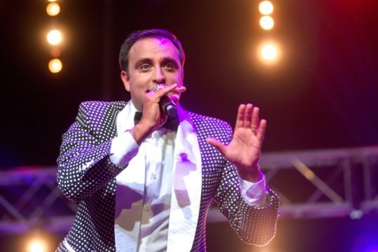 Dainininkas Radžis šventes sutiko su mylima moterimi: paviešino jaukias akimirkas