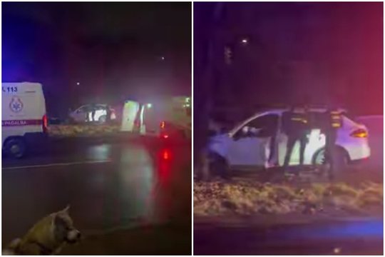 Girta ir be vairuotojo pažymėjimo: Kaune nuo pareigūnų bėgusi vairuotoja rėžėsi į tvorą