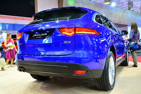 Nuo konvejerio nuriedėjo paskutinis šios markės automobilis: skelbia eros pabaigą