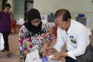 Mianmaro chunta rengia rinkimus po penkerius metus trukusio pilietinio karo