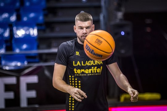 R. Giedraitis pelnė taškus lemiamomis minutėmis, tačiau liko be pergalės