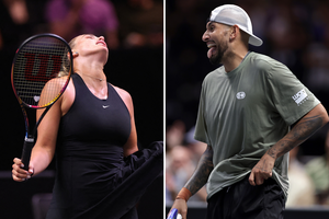 Dešimtmečius neregėtoje moters ir vyro teniso dvikovoje – lengva pergalė