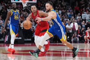 „Raptors“ sužibėjęs S. Barnesas padėjo per pratęsimą nuo kelio nušluoti „Warriors“