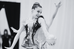 Sukrėtimas sporto pasaulyje: vos 18-os mirė talentinga gimnastė