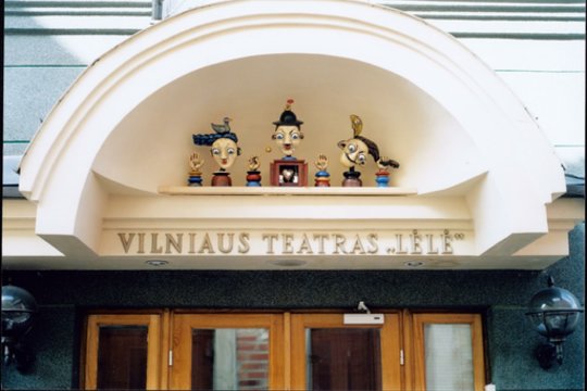 Vilniaus teatras „Lėlė“ prieš 50 metų Oginskių rūmuose pristatė pirmąjį spektaklį