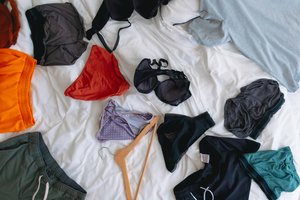 Gydytoja įvardijo, kada laikas išmesti senus apatinius: daugelis to neįvertina