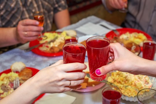 Negali pakęsti švenčių pas uošvius: „Po paskutinio karto pasakiau, kad kojos nebus jų namuose“