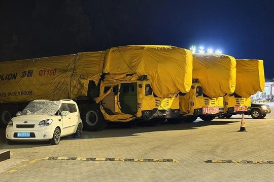 Tarpkontinentines balistines raketas bando maskuoti kaip statybinius kranus