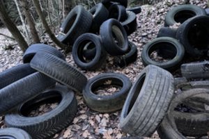 Senas padangas ne visada atiduosite nemokamai: ką būtina žinoti vairuotojams