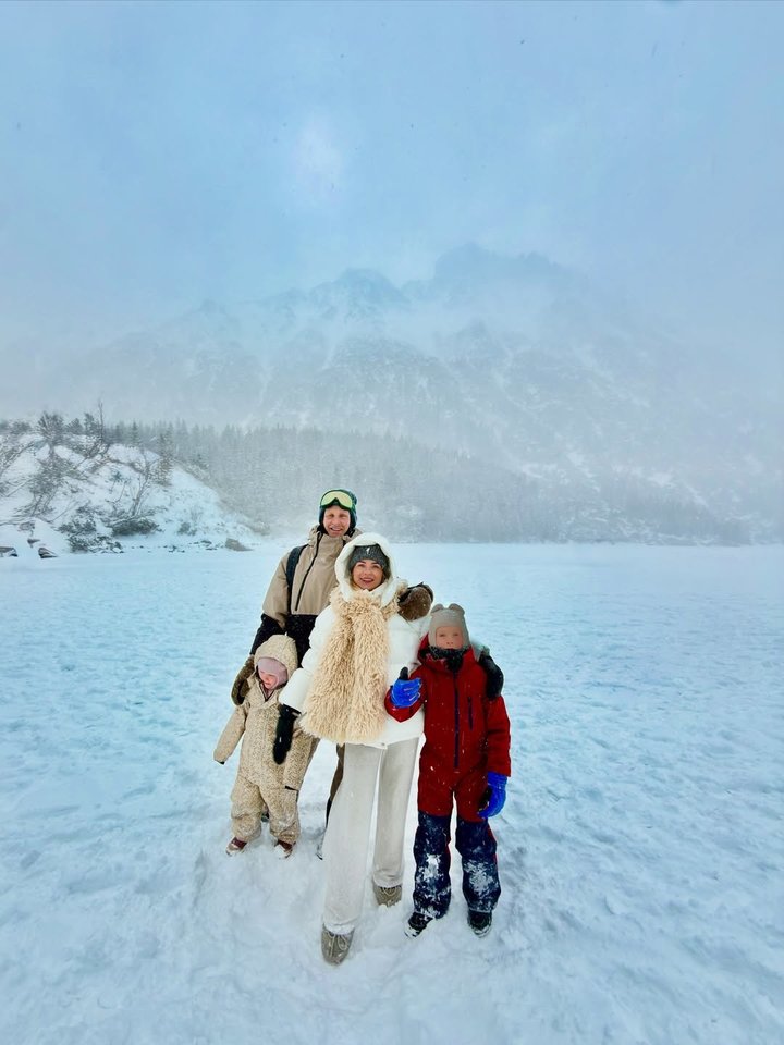 Marija Šalaševičienė su šeima Naujus pasitinka Lenkijoje, Zakopanėje.<br> Asmeninio albumo nuotr.