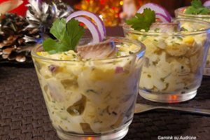 Pasilepinimui – gaivios silkės salotos: išsisaugokite receptą ir būtinai išbandykite