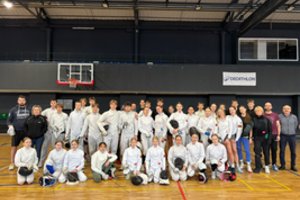 Tarpušvenčiu Lietuvos fechtuotojai tobulino įgūdžius stovyklose