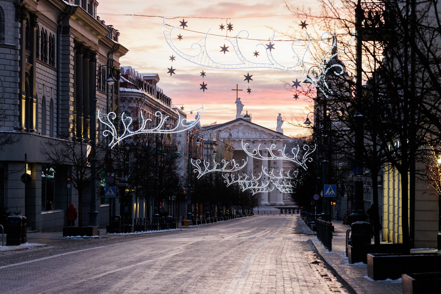 Miestas išaušus Naujųjų metų rytui<br>V.Skaraičio nuotr.