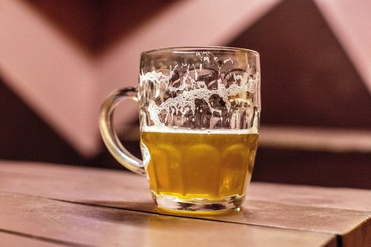 Įsigalioję akcizai didina kainas: paskaičiavo, kiek brangs alkoholis, cigaretės ir ne tik