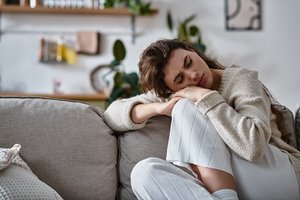 Nenori sutikti švenčių su mylimojo šeima: „Verčiau būčiau viena, su mūsų šunimi ir kate“