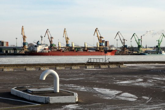 Naktį į penktadienį dėl stipraus vėjo iš Klaipėdos uosto negalėjo išplaukti du laivai