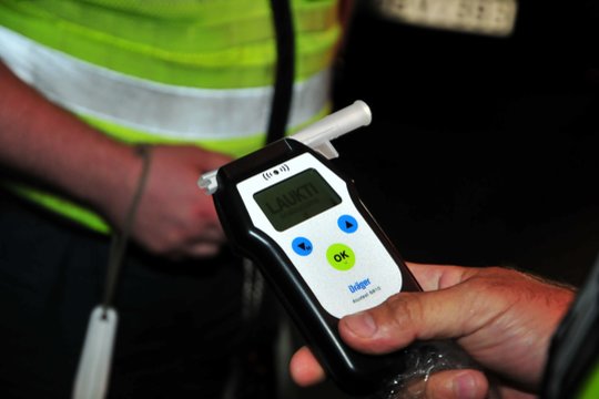 Vilniuje policijai įkliuvo du gerokai apspangę vairuotojai 