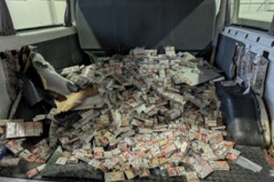 Laimikis pasienyje – įspūdingo dydžio kontrabandinių cigarečių siunta