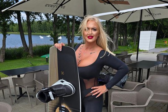 Revekos Devolskytės gyvenime – naujas etapas: santuokoje su vyru padėjo tašką 