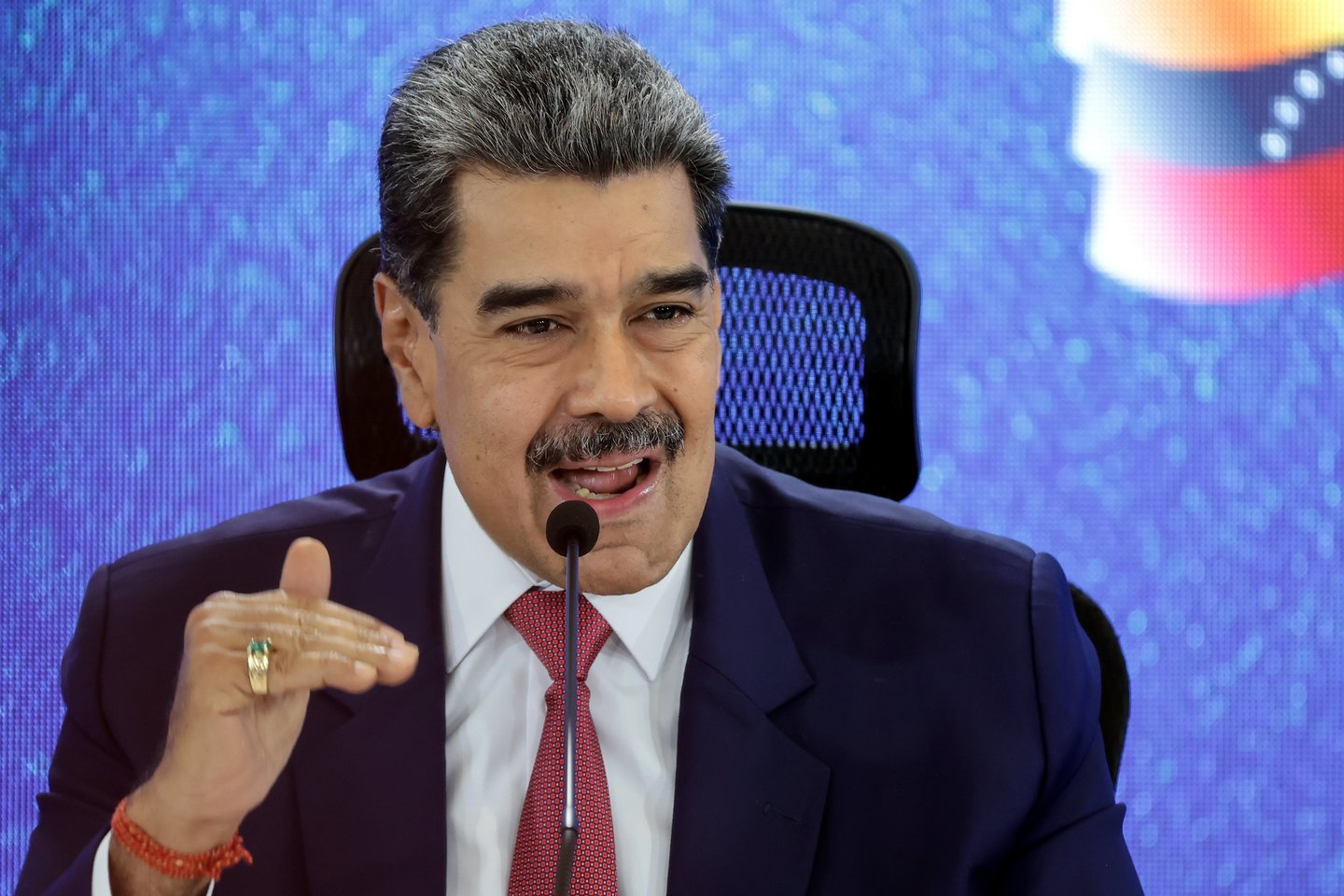 N. Maduro.<br>EPA/ELTA nuotr.