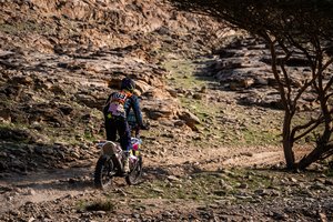 „Nebeveikė niekas“: lietuvių motociklininką Dakare persekiojo techniniai nesklandumai