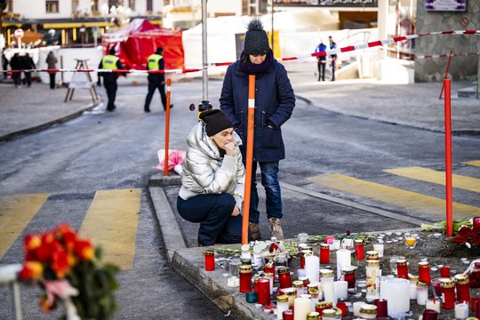 Identifikuotos visos gaisro Šveicarijos bare aukos: dauguma jų – nepilnamečiai