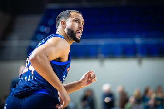 Jonavos krepšinio klubas pranešė apie išsiskyrimą su amerikiečiu