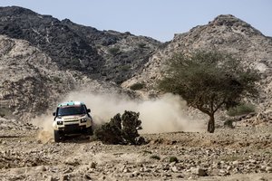 „Defender“ triumfas Dakare: Rokas Baciuška išlaiko lyderio poziciją Stock klasėje