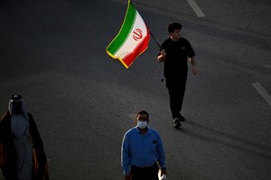 Aktyvistai: protestams Irane žengiant į antrą savaitę, 29 žmonės žuvo, o dar 1,2 tūkst. buvo sulaikyti