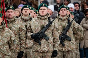 Lietuvos kariuomenė: šiemet į privalomąją karo tarnybą planuojama pašaukti apie 5 tūkst. asmenų