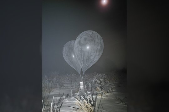 Pasieniečiai perėmė pirmą šiemet balionais iš Baltarusijos atskraidintą kontrabandos krovinį