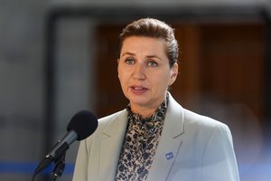 Danijos premjerė: jei D. Trumpas įsiveržtų į Grenlandiją, tai būtų NATO pabaiga