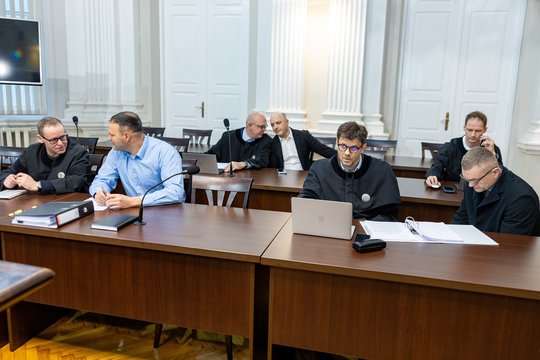 Su Dailium Dargiu teisiamas buvęs advokatas Arturas Jušinskis pripažino kaltę